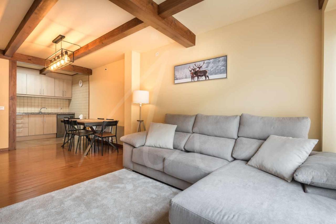 Casa Artiga De Lin By Seamount Rentals Les Bordes Bagian luar foto