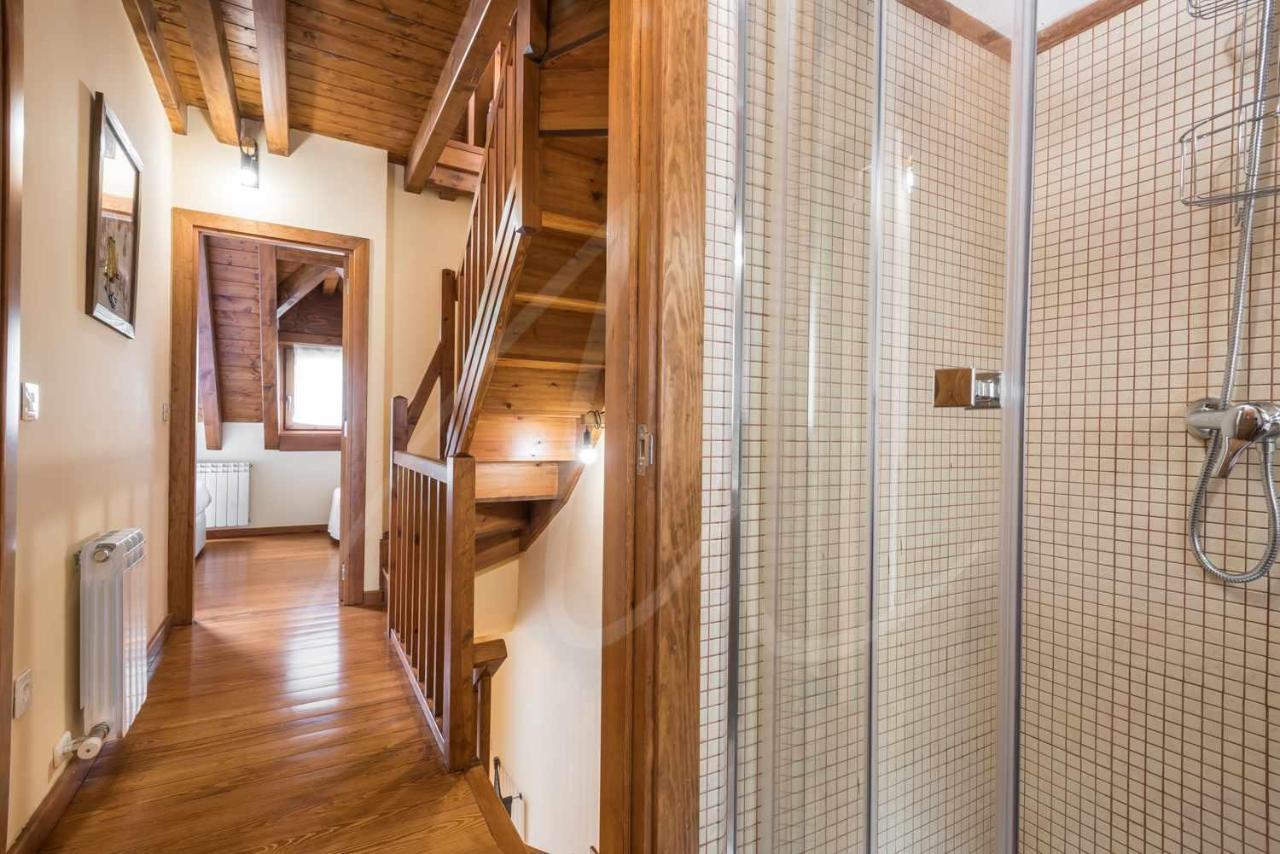 Casa Artiga De Lin By Seamount Rentals Les Bordes Bagian luar foto
